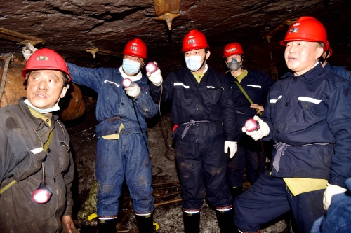 20210501  王佳喜七礦檢查慰問1