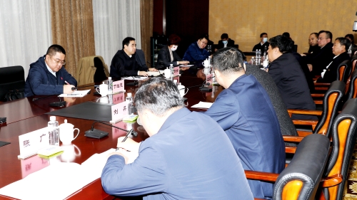 20211021  王智奎在雙礦調(diào)研01 張憲臣攝